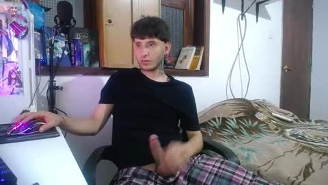Esteban online show from 12/16/24, 08:41