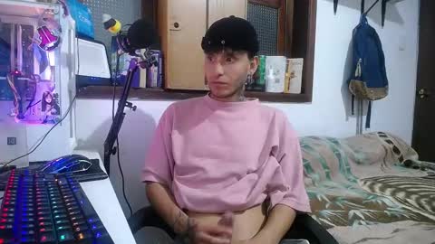 Esteban online show from 01/28/25, 04:39