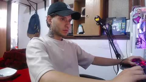 Esteban online show from 02/19/25, 04:11