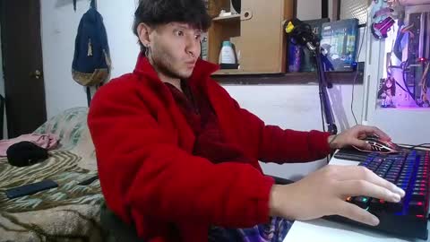 Esteban online show from 02/23/25, 06:23