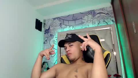 eskayler_ online show from 09/18/25, 07:16