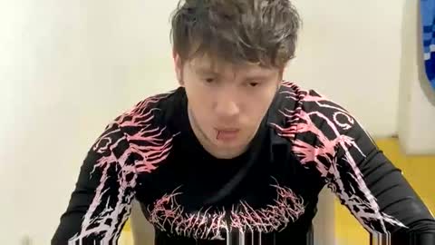 Snapshot of eskol212 chatting on 02/23/26, 10:07 eskol212 online show from 02/23/26, 10:07