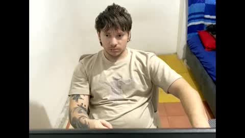 Snapshot of eskol212 chatting on 03/01/26, 09:17 eskol212 online show from 03/01/26, 09:17