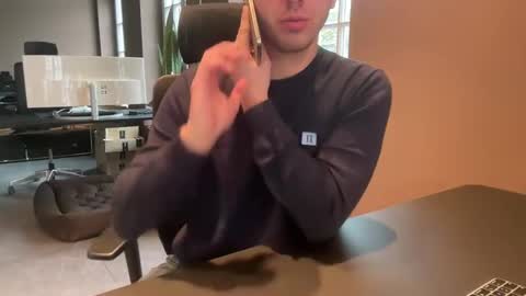 Snapshot of eskp chatting on 03/11/25, 02:18 eskp online show from 03/11/25, 02:18