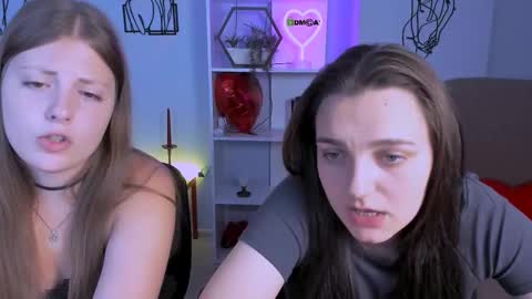 Snapshot of esma_shine chatting on 09/15/25, 07:30 esma_shine online show from 09/15/25, 07:30