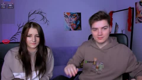 Snapshot of esma_shine chatting on 11/19/25, 08:20 esma_shine online show from 11/19/25, 08:20