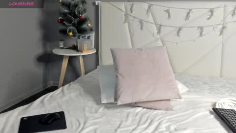 Esme Runn online show from 01/18/25, 10:17