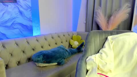 Esme Runn online show from 11/10/25, 03:16