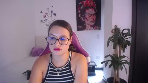 Esmeralda online show from 04/04/26, 06:49