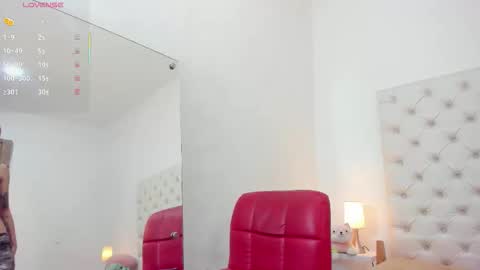 esmeralda  online show from 09/22/25, 04:09