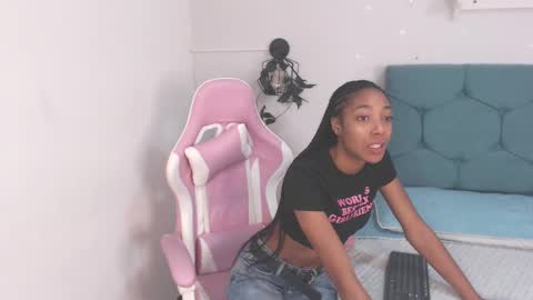 esmeralda_bk online show from 02/05/25, 03:31