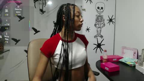 esmeralda_bk online show from 10/20/25, 10:32