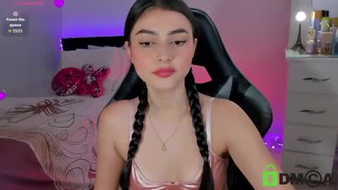 Esmeralda online show from 05/23/26, 12:31