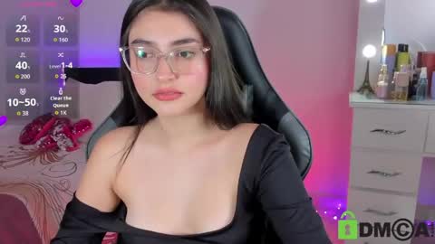 Esmeralda online show from 06/03/26, 04:01