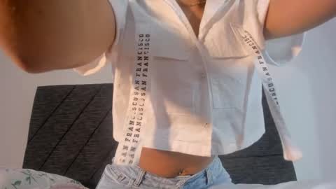 esme online show from 06/03/26, 12:30