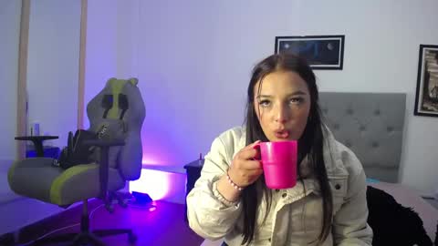 Perla online show from 11/01/25, 11:40