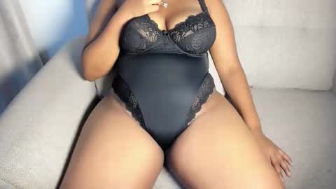 Esme online show from 01/10/26, 12:12