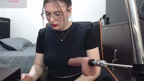 Xbebetax online show from 11/26/25, 07:37