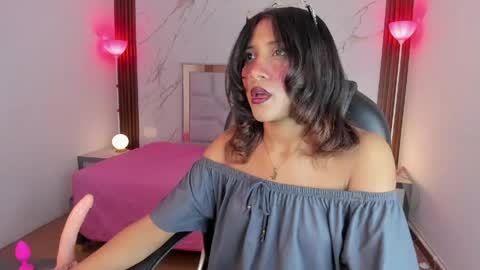 esperanzamora online show from 05/19/26, 12:00