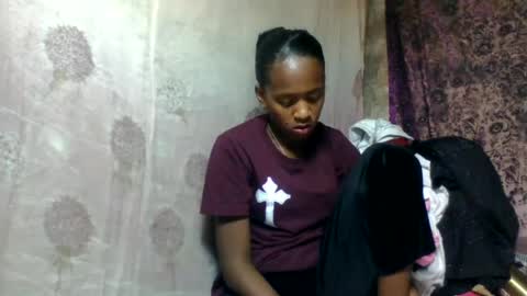 Snapshot of estancelee chatting on 06/16/26, 11:57 estancelee online show from 06/16/26, 11:57