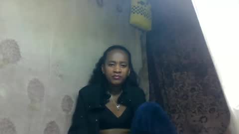 Snapshot of estancelee chatting on 06/19/26, 08:18 estancelee online show from 06/19/26, 08:18