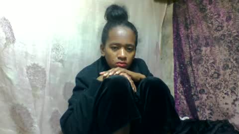 Snapshot of estancelee chatting on 06/22/26, 03:47 estancelee online show from 06/22/26, 03:47
