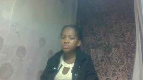Snapshot of estancelee chatting on 06/30/26, 02:01 estancelee online show from 06/30/26, 02:01