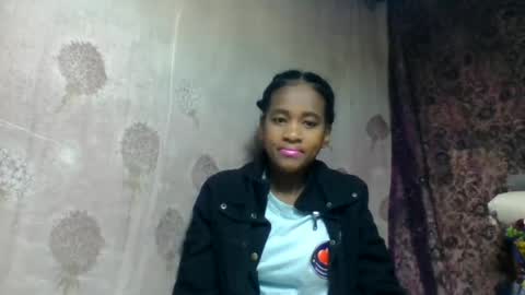 Snapshot of estancelee chatting on 07/04/26, 08:20 estancelee online show from 07/04/26, 08:20