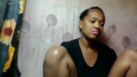 Snapshot of estancelee chatting on 07/08/26, 01:15 estancelee online show from 07/08/26, 01:15