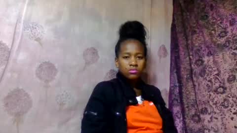 Snapshot of estancelee chatting on 07/13/26, 10:51 estancelee online show from 07/13/26, 10:51