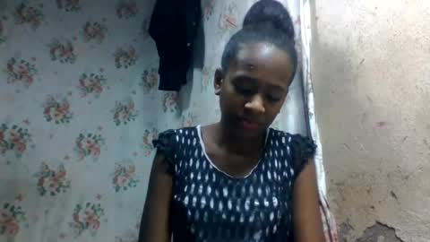 Snapshot of estancelee chatting on 07/19/26, 01:59 estancelee online show from 07/19/26, 01:59