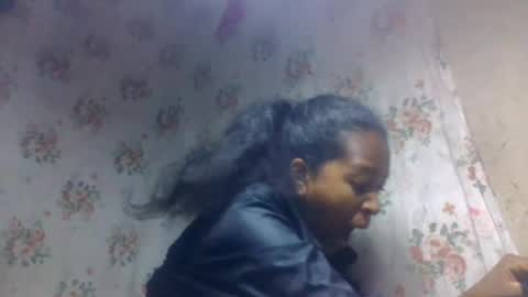 Snapshot of estancelee chatting on 07/22/26, 06:49 estancelee online show from 07/22/26, 06:49
