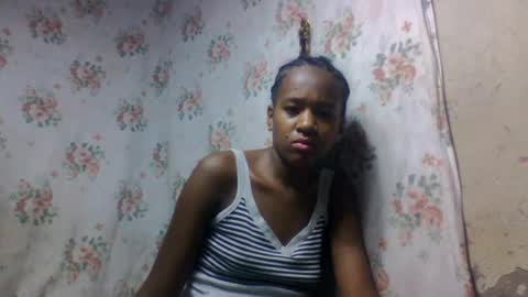Snapshot of estancelee chatting on 07/26/26, 10:38 estancelee online show from 07/26/26, 10:38