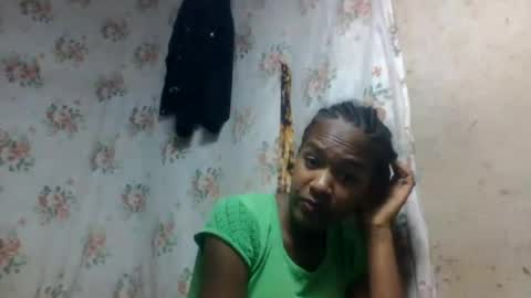 Snapshot of estancelee chatting on 07/28/26, 12:48 estancelee online show from 07/28/26, 12:48