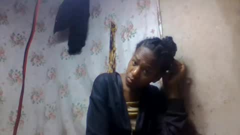 Snapshot of estancelee chatting on 07/31/26, 06:35 estancelee online show from 07/31/26, 06:35