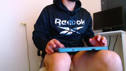 esteban online show from 04/17/26, 04:10