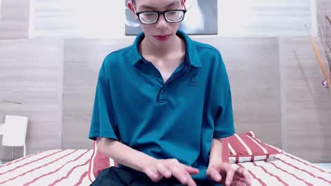 ESTEBAN CARLTON online show from 03/08/25, 11:37