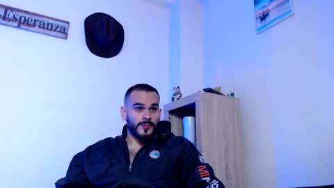 Esteban Fernandez online show from 03/10/26, 06:07