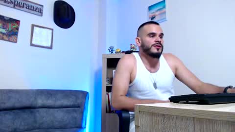 Esteban Fernandez online show from 03/20/26, 04:12