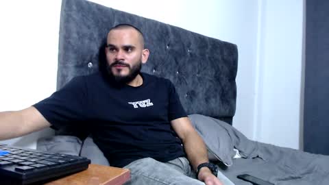 Esteban Fernandez online show from 05/26/26, 03:30