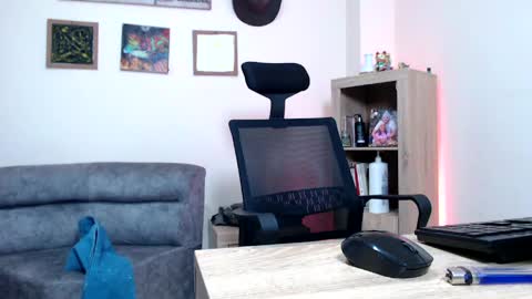 Esteban Fernandez online show from 06/08/26, 03:51