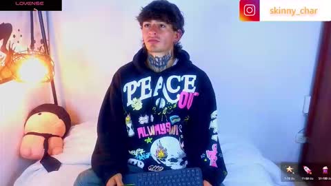 Esteban independent model online show from 09/25/25, 09:24