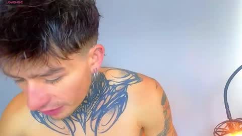 Esteban independent model online show from 11/10/25, 12:37