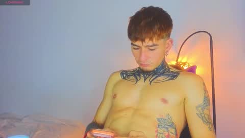 Esteban independent model online show from 12/17/25, 03:56