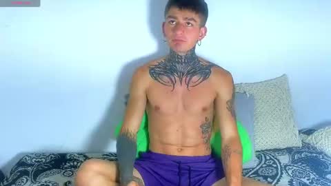 Snapshot of estebanchar_ chatting on 06/18/26, 11:42 Esteban independent model online show from 06/18/26, 11:42