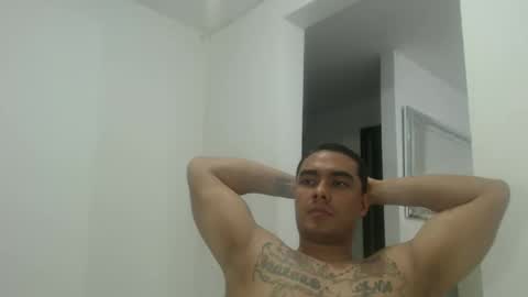 estebanmed92 online show from 01/09/26, 07:26