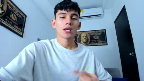 Esteban online show from 01/15/25, 12:04