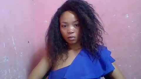 estelah20 online show from 10/09/25, 05:05