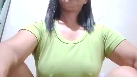 Snapshot of estella_babe chatting on 03/24/26, 02:22 estella_babe online show from 03/24/26, 02:22