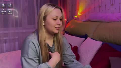 Estella online show from 03/14/26, 06:13